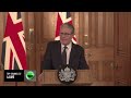 Top Channel/ Britania ndalon mediat sociale per femijet deri ne 16 vjec!