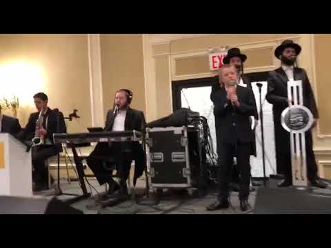 Wonder Boy Yanky Green Singing With Shira Choir & Avromi Berko Music