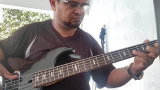 Bass Yamaha BB425