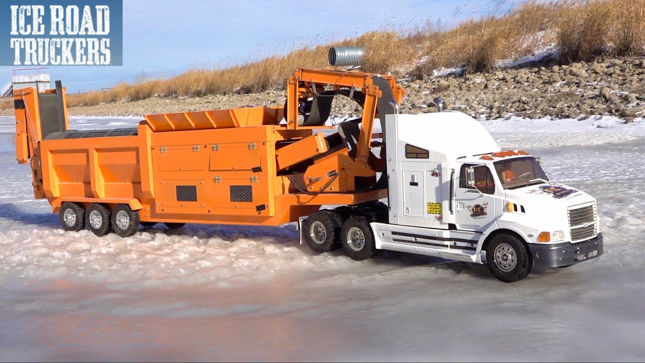 ICE ROAD TRUCKER - IT'S NOT EASY PULLING A HEAVY LOAD - Even at 1/14th scale | RC ADVENTURES