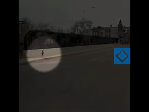 მცირეწლოვანი, რომელიც ქუჩაში მარტო გადაადგილდებოდა ავტობუსის მძღოლმა ირენა ივიჩმა გადაარჩინა | აშშ