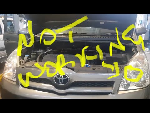 How tp replace Sidelight 501 bulb - Toyota Corolla Verso