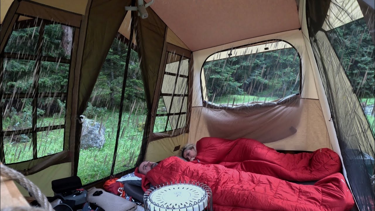 КЕМПИНГ У РЕКИ В ВЫСОКИЙ ГРАД