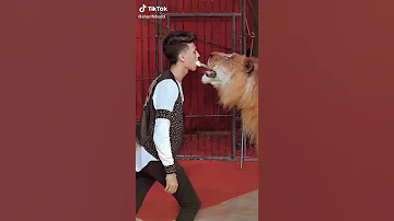 تيك توك شريف خالد ع أغنية خطر 