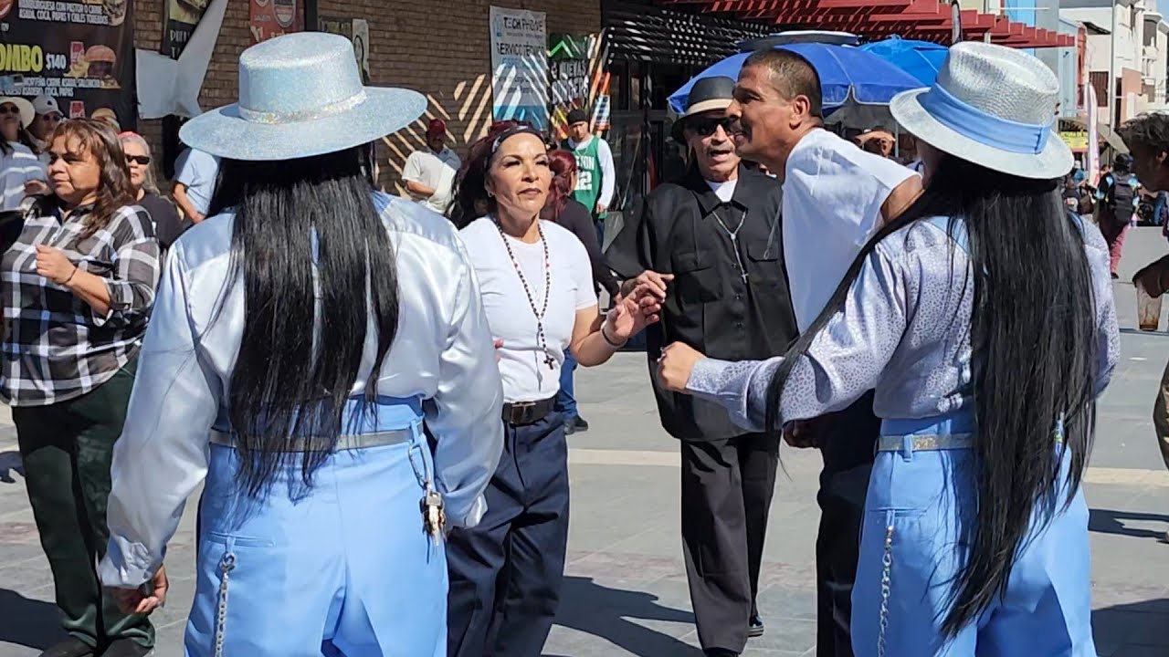 arrancamos con LOS DE JUÁREZ, domingo 8 marzo, 2026.