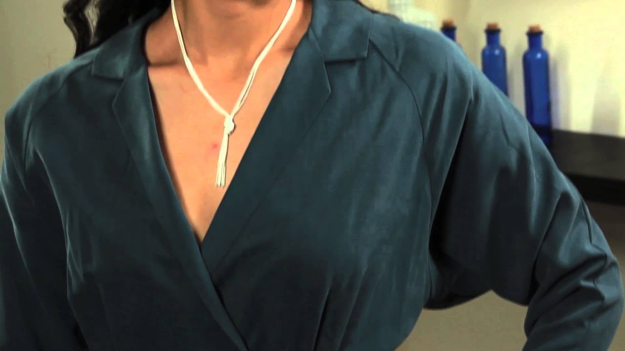 Could Silver Go With a Navy Dress? : Getting to Know Your Jewelry Could Silver Go With a Navy Dress? : Getting to Know Your Jewelry