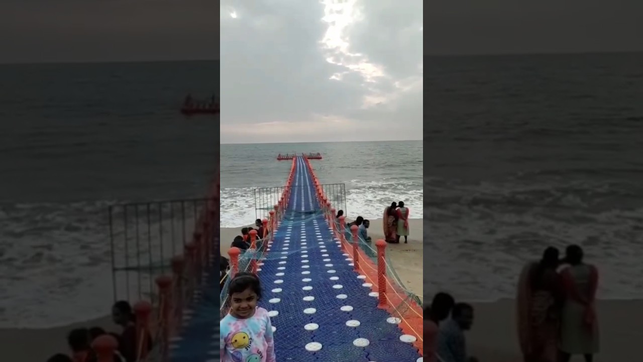 Floating Bridge in Ernakulam 