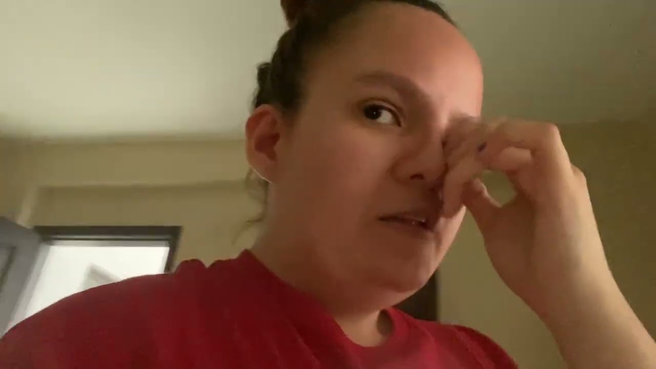 Nuevo video en YouTube perdón por mi voz no me siento bien los amo😔❤️‍🩹❤️‍🔥