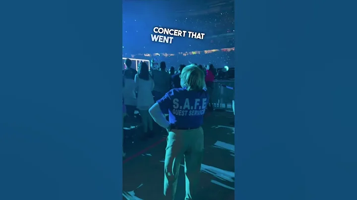 Security guard started dancing at Taylor Swift concert 😂👏