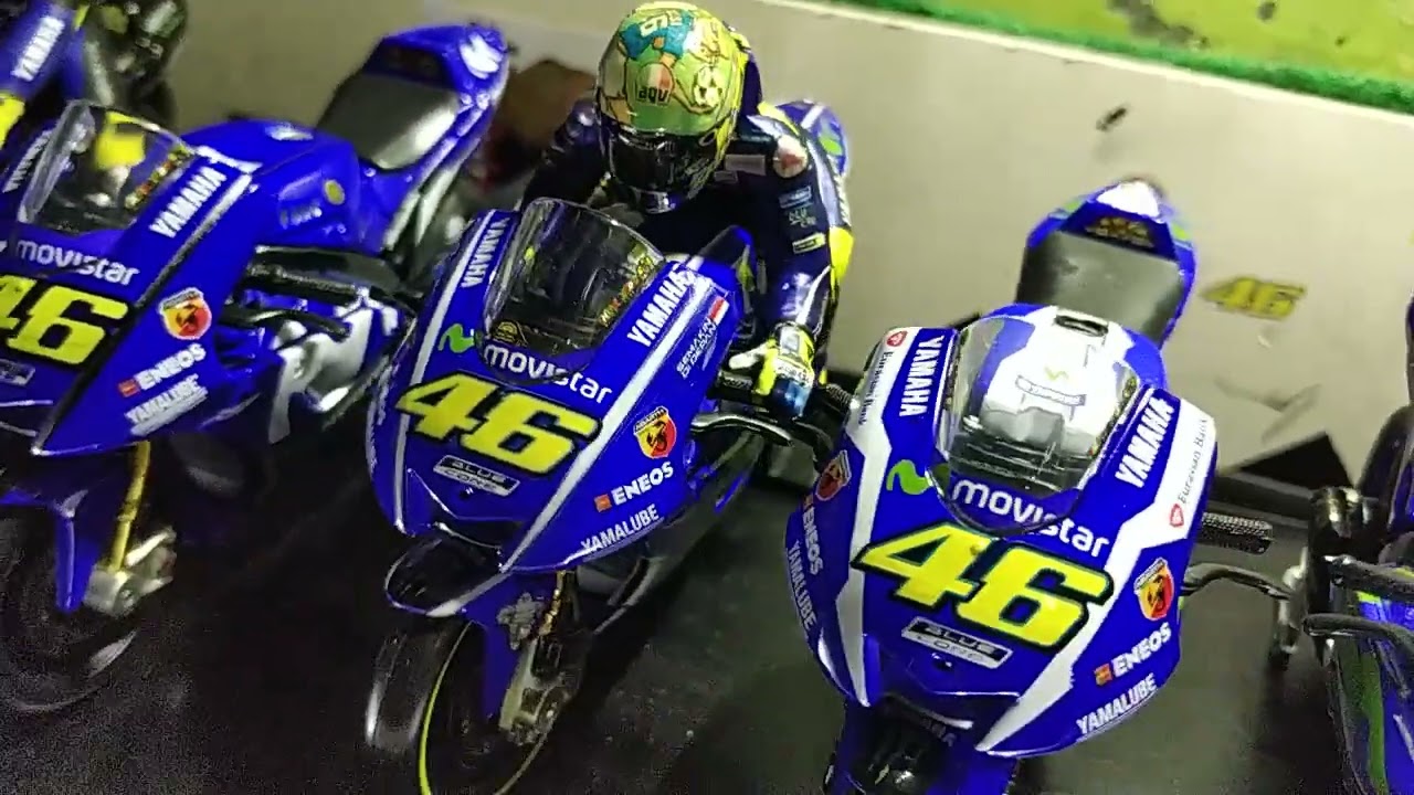 motoGP | Valentino Rossi GP 2000 - 2019 excl. Ducati Scale 