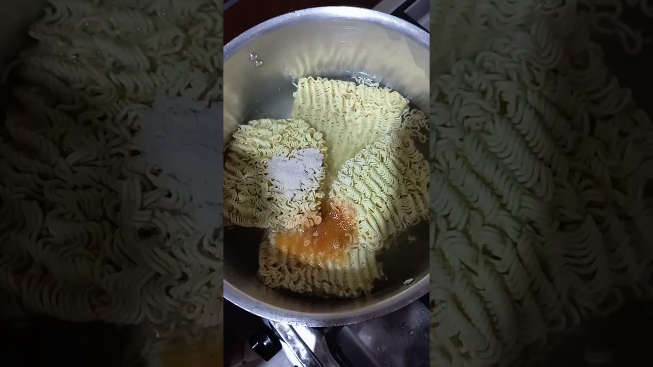 لما تجوع في نص الليل 😂😂