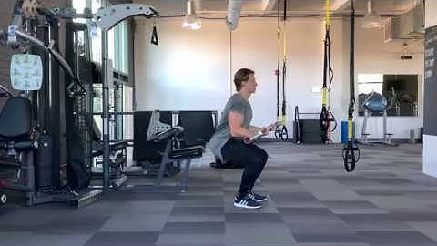 Static Curl Squat (Exercise Tutorial)