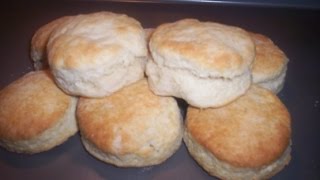 Learn How to Make: Homemade CopyCat KFC biscuits