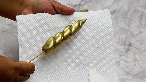 How to make Unicorn Horn with Fondant | Cook with Kousy