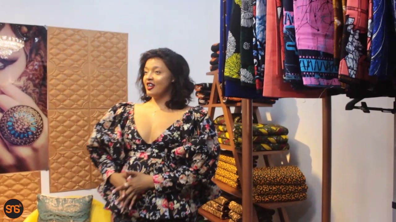 UTAPENDA: Jionee uzuri wa DUKA jipya la WOLPER, lapambwa na keki hii ya Kitenge, ni balaa