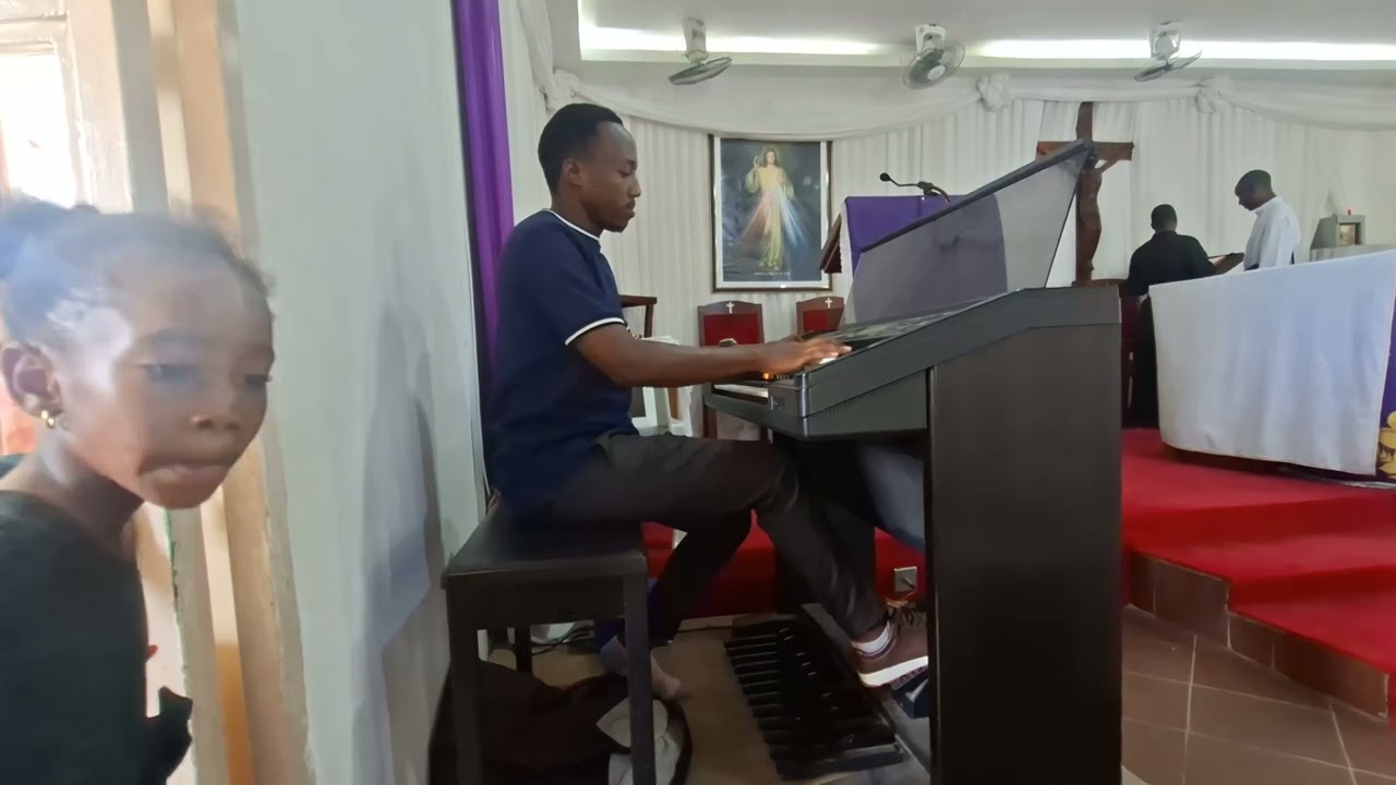 EE BWANA WEWE WAVIPENDA VITU VYOTE by ERNESTUS OGEDA