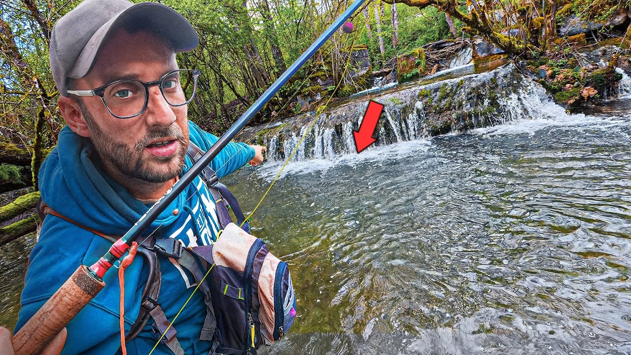 Je pêche TOUT AU FOND de ce TROU et je vais découvrir LE PLUS BEAU poisson de toute ma vie !!!