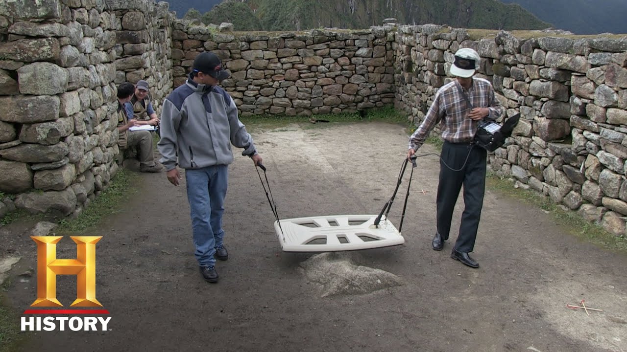 Ancient Aliens: The Tomb of Emperor Patchacutec (Season 11, Episode 4)