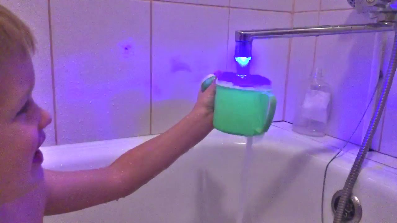 Устройство для пены в ванной - фото