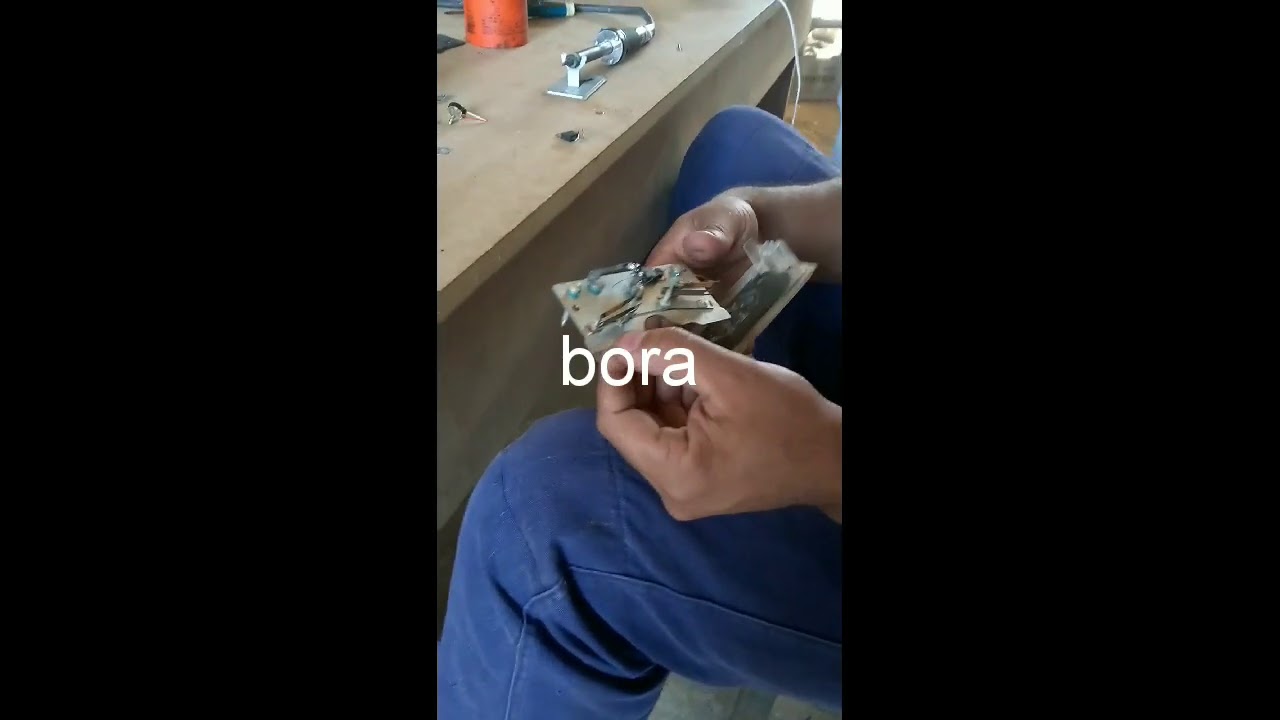 Painel do Escort não marcando temperatura nem combustível, defeito de painel