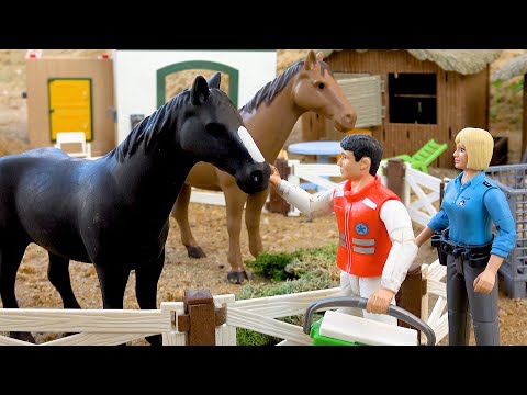 拯救馬匹 | 動物農場 | 超級救援隊 | 兒童視頻 | BIBO 和玩具
