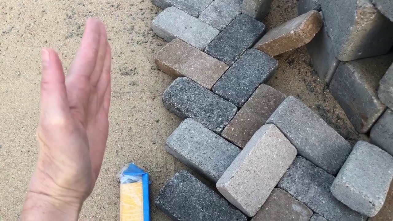 Herringbone Paver Pattern Step 5 Button Up - YouTube