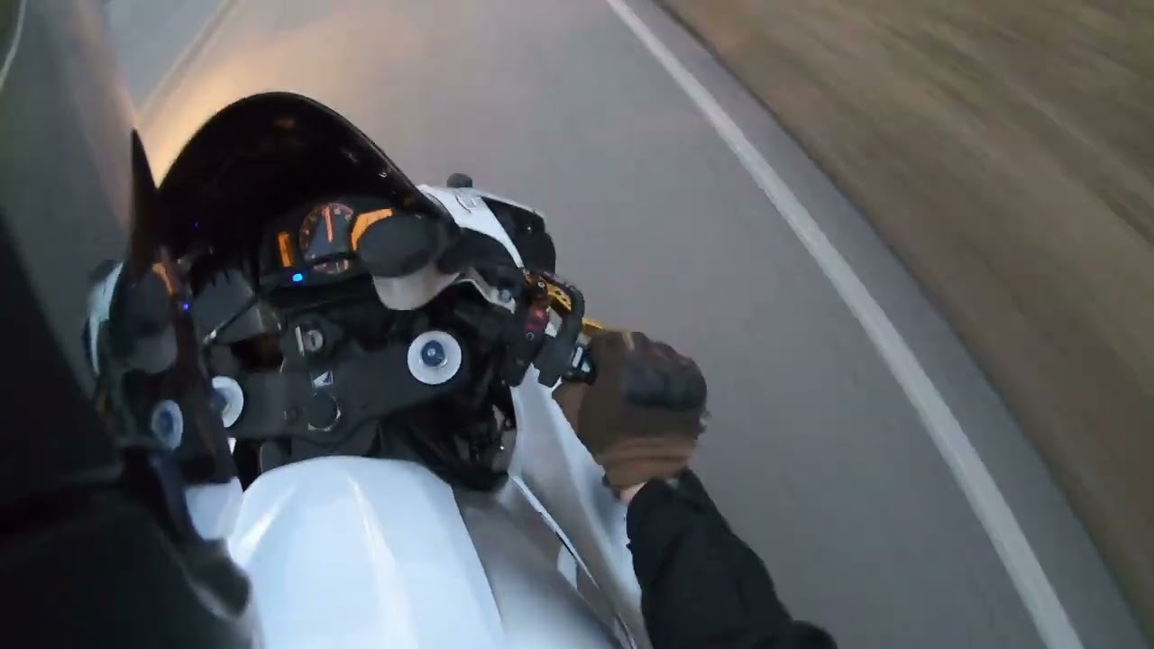 2008 cbr600rr vs 07-09 zx6r roll RACE!