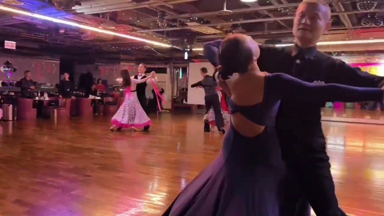 2025 -11- 22 鑽石之星團隊 暨 最佳舞者團隊聯歡晚會