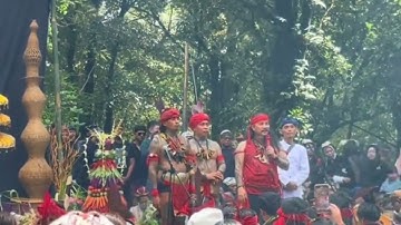 PERTEMUAN PARA TOKOH ADAT BUDAYA NUSANTARA. DI TANGKUBAN PERAHU, JABAR. ADAT BUDAYA SUNDA, DAYAK DLL