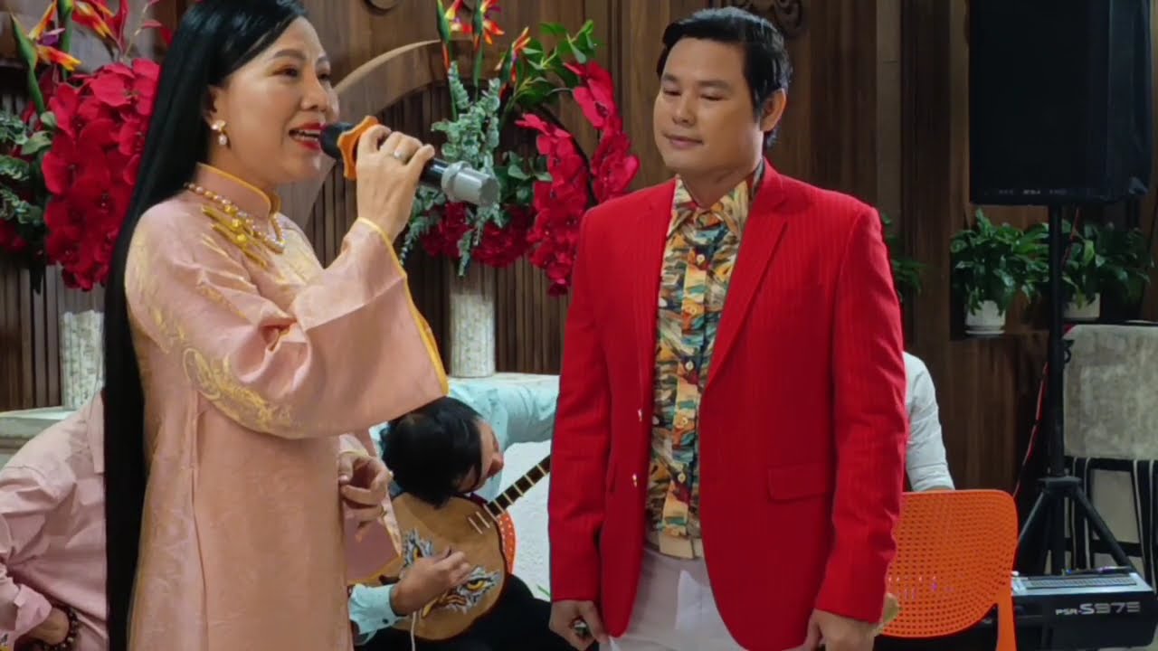 NS thu vâ và NS bùi trung đẳng tại nhà hàng chay NS Quế Trân