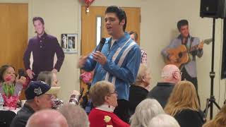 Elvis tribute artist performs in Ionia