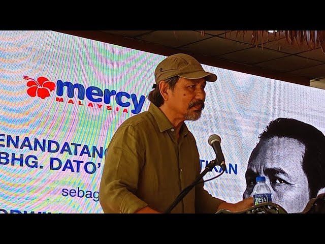 M Nasir dilantik Duta Mercy Malaysia - YouTube