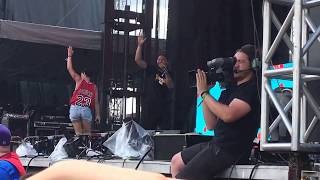 P.O.S.- gravedigger ft. Angelenah (live @ Soundset 2017)