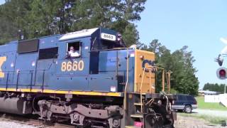 CSXT F007-26 SD50/SD40-2 K5HLL Horn Salutes Notch 8 & also seen passing some MOW Equipment