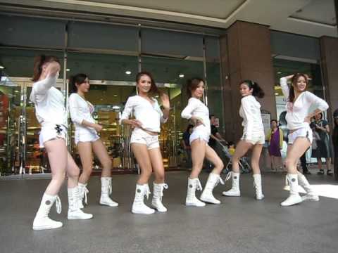 2012年 內衣 辣妹熱舞秀