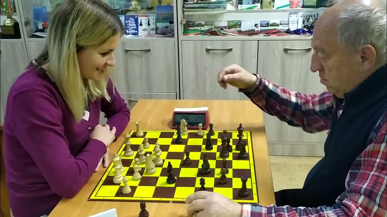 сумасшедший шахматист. виши ананд в амбер-турнире 2008 году. шахматы курсы. соломаха шахматы ютуб. блиц партия.