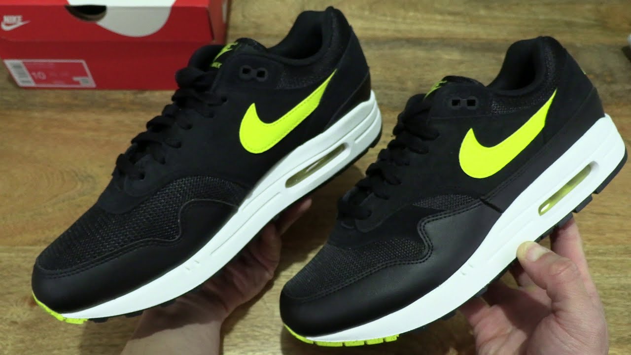 Nike Air Max 1 Essential - YouTube