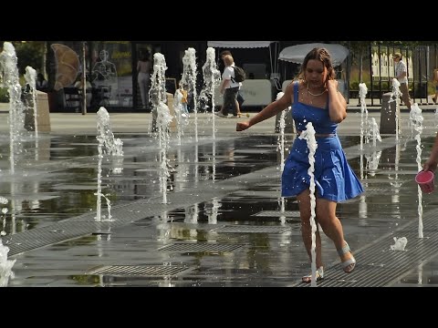 Girls, summer and fun splashes of the fountain-3 ! / Девушки, лето и веселые брызги фонтана-3 !