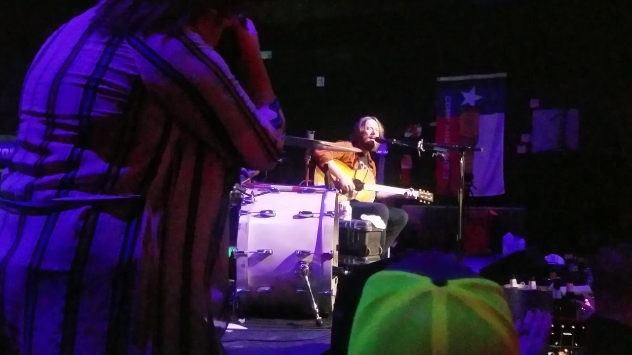 Whiskey Myers Bar, Guitar and Honkey Tonk Crowd YouTube