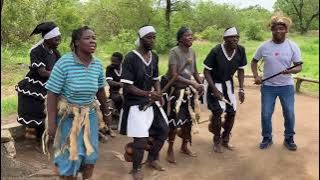 Shona village - traditional dance