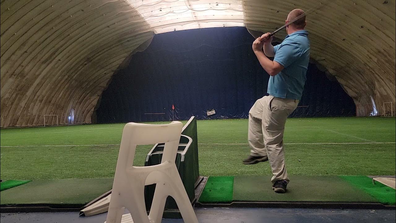 Callaway strata test indoor driving range at erie Bank sports park