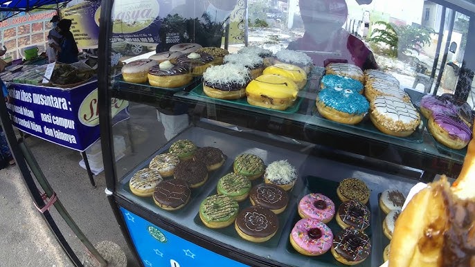 Donat Pak Puji