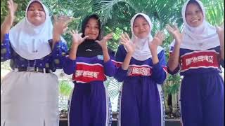 Lafadz Talbiyah, Kelas VIII A, Kelompok 1. Devrila, Almira, Karina, Cantika