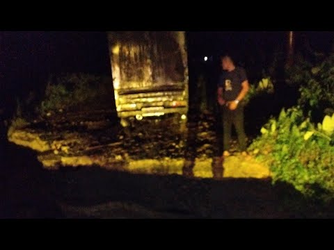 Jalan Peureulak-lokop Putus Akibat Longsor Di Desa Nalon Aceh Timur