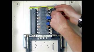 How to Fit Distributed Neutral Links in a Three Phase Distribution Board?