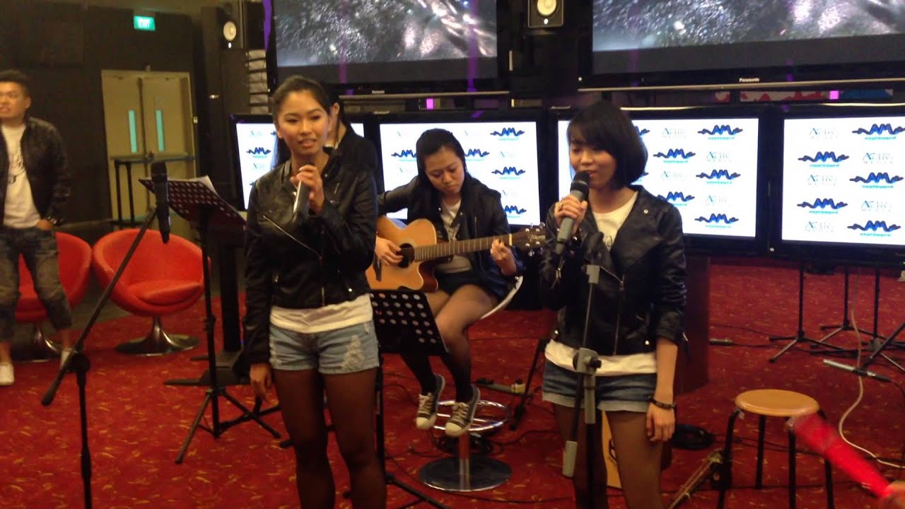 Devoted Hexagon - Right Here Waiting