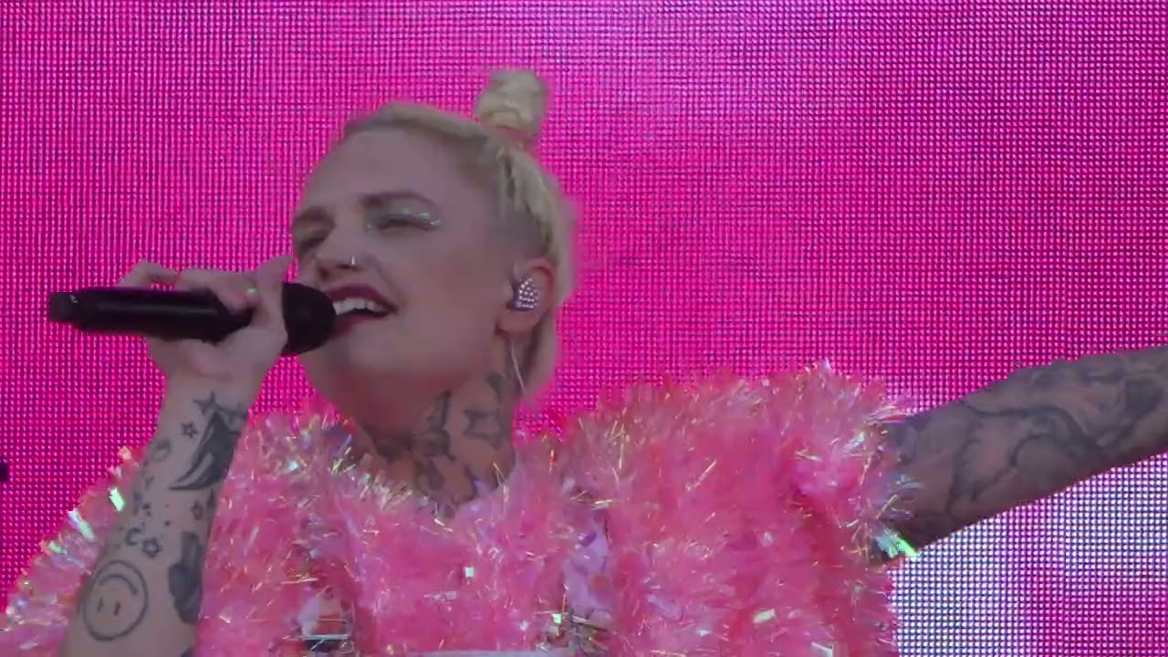 Cazzi Opeia - You're My Sunshine (Live at Karlskrona Skärgårdsfest 2024)