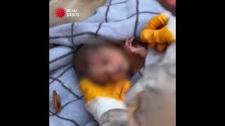 20 günlük Kerem bebek, depremden 60 saat sonra enkazdan kurtarıldı.