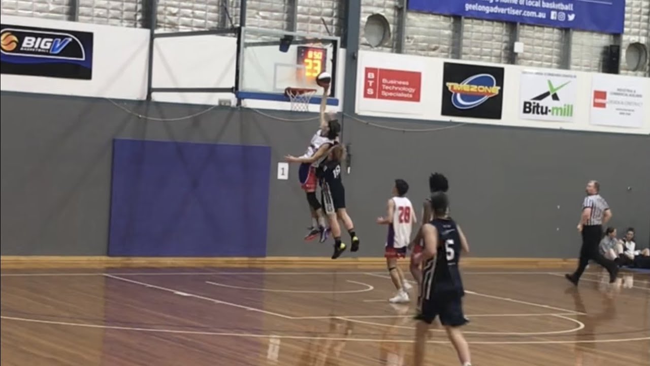 #35 Seve Redmore Drops 33 POINTS (10 Rebounds, 3 Assists & 2 steals) In 30 Minutes