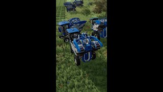 Harvesting GRAPES in Multiplayer be like 🎪 | Funny Moments - Farming Simulator 22 #shorts